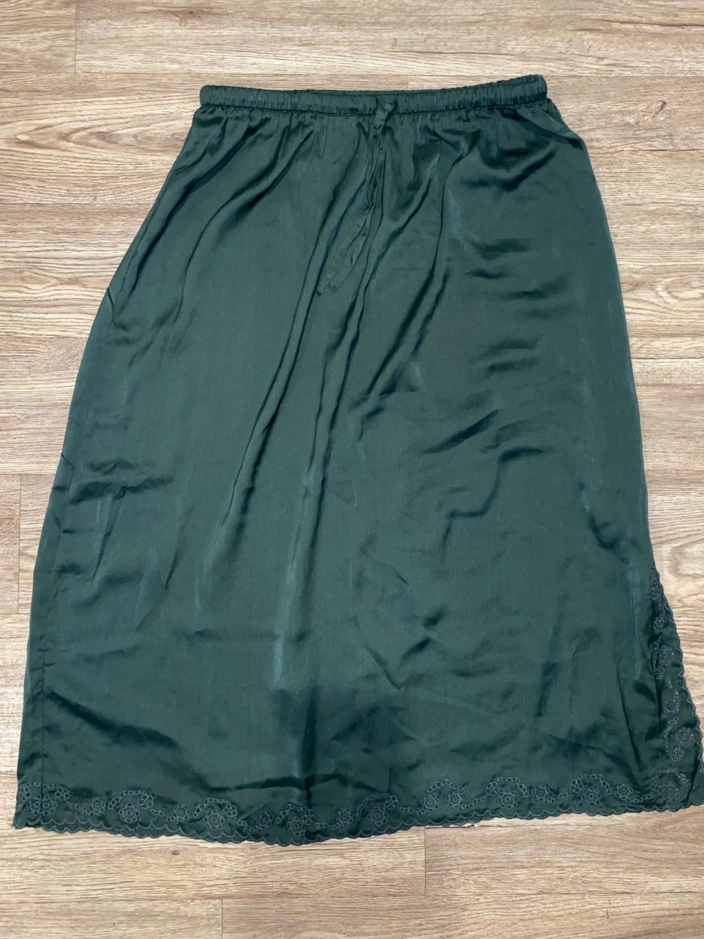 Universal Thread Dark Green Lace-Hem Maxi Skirt
